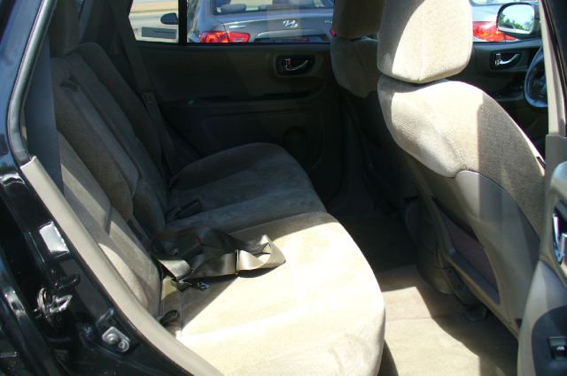 Hyundai Santa Fe 2004 photo 13