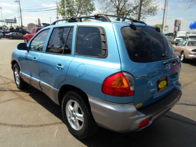 Hyundai Santa Fe 2004 photo 3