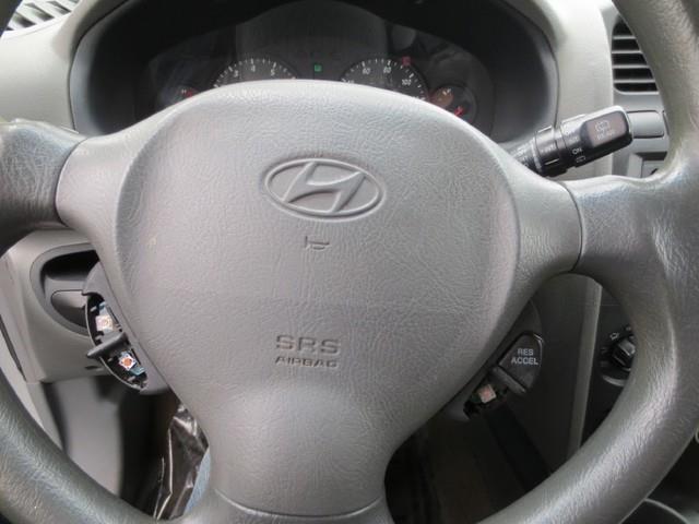 Hyundai Santa Fe 2004 photo 14