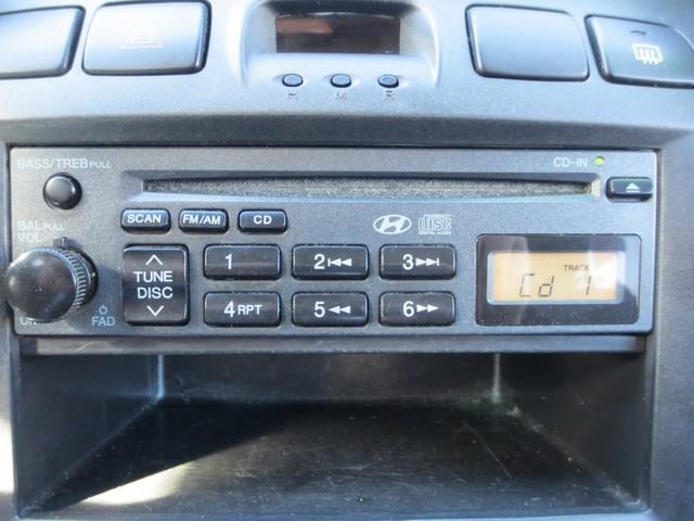 Hyundai Santa Fe 2004 photo 17