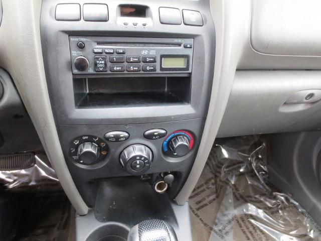 Hyundai Santa Fe 2004 photo 5