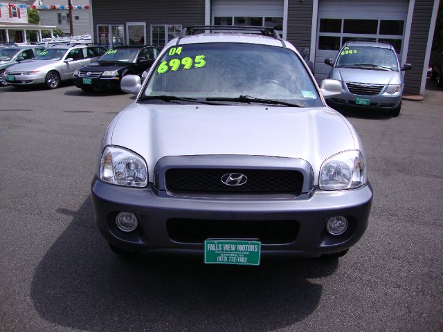 Hyundai Santa Fe 2004 photo 2