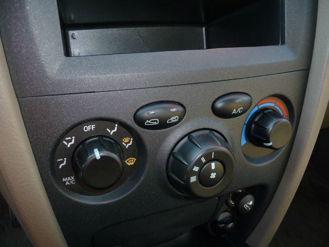 Hyundai Santa Fe 2004 photo 1