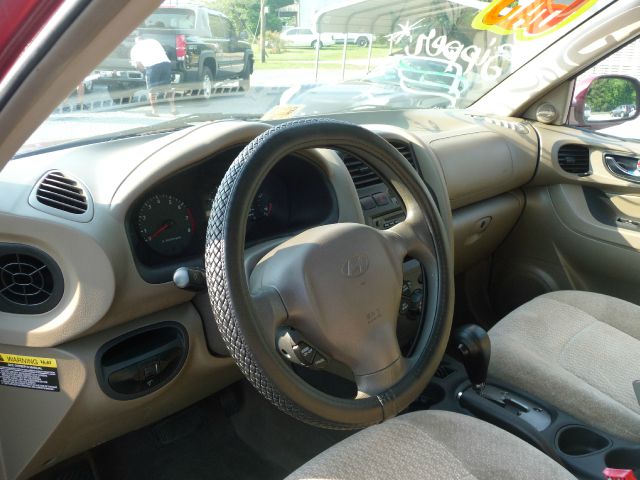 Hyundai Santa Fe 2004 photo 27