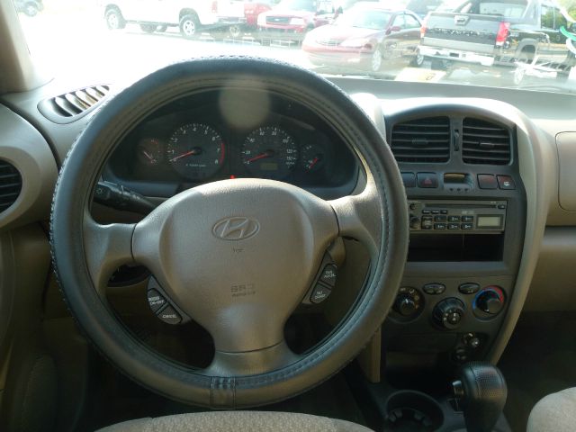 Hyundai Santa Fe 2004 photo 31