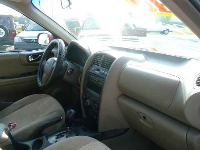 Hyundai Santa Fe 2004 photo 37