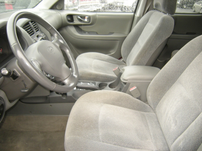 Hyundai Santa Fe 2004 photo 3