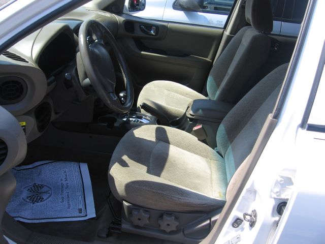 Hyundai Santa Fe 2004 photo 2