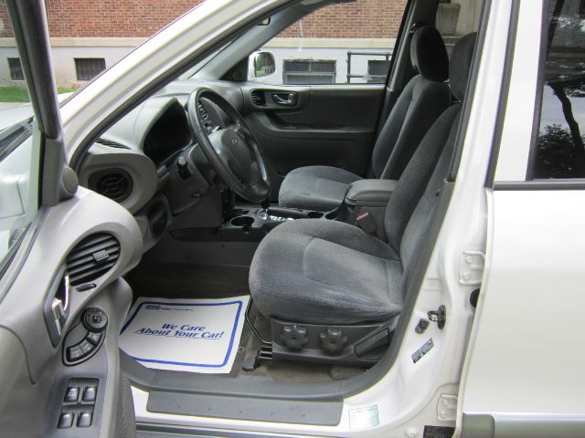 Hyundai Santa Fe 2004 photo 1