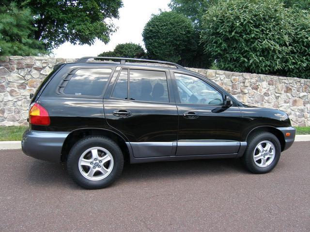 Hyundai Santa Fe 2004 photo 2