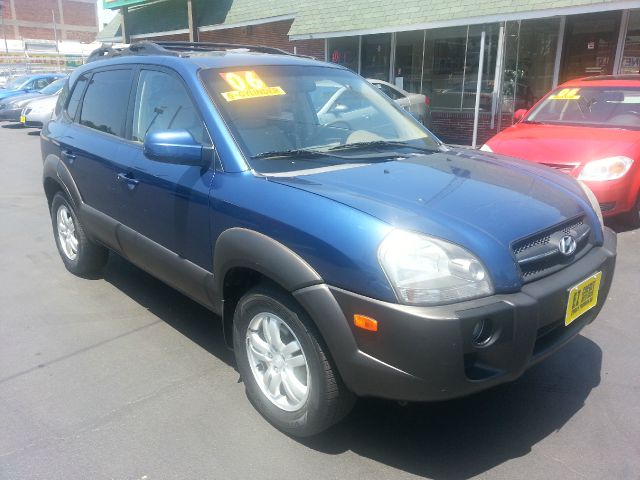 Hyundai Santa Fe 2004 photo 2