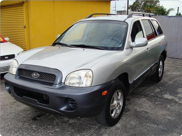 Hyundai Santa Fe 2004 photo 3