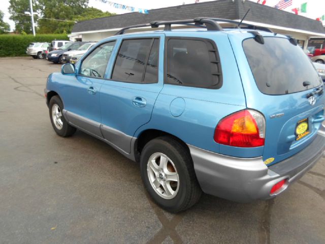 Hyundai Santa Fe 2004 photo 1