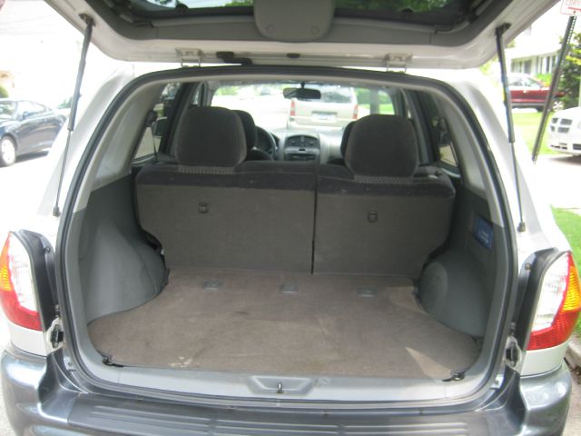 Hyundai Santa Fe 2004 photo 4