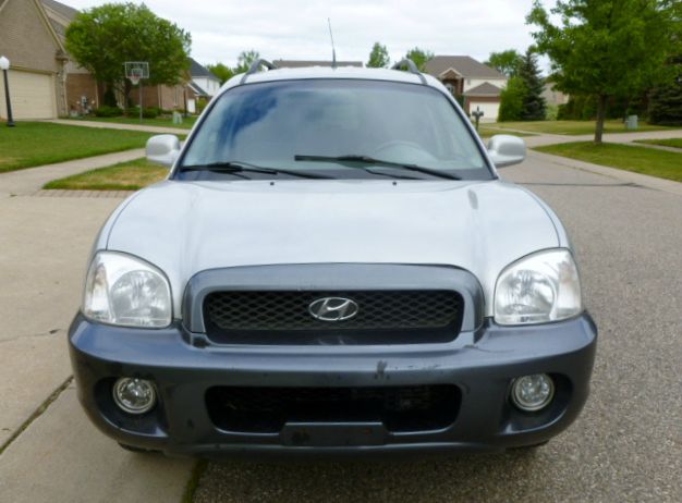 Hyundai Santa Fe 2004 photo 10