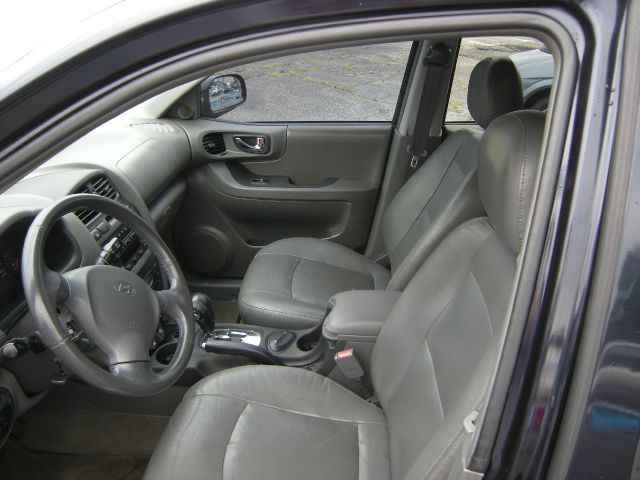 Hyundai Santa Fe 2004 photo 3