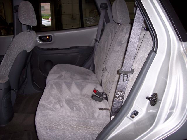 Hyundai Santa Fe 2005 photo 16