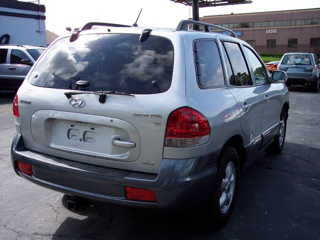 Hyundai Santa Fe 2005 photo 20