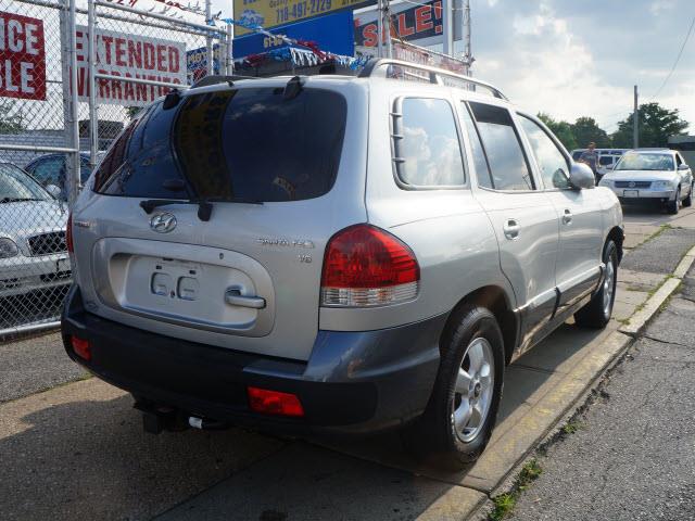 Hyundai Santa Fe 2005 photo 1