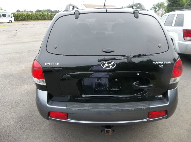 Hyundai Santa Fe 2005 photo 6