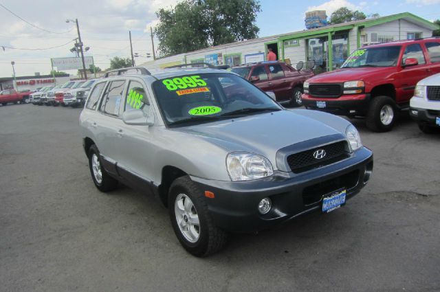 Hyundai Santa Fe 2005 photo 1