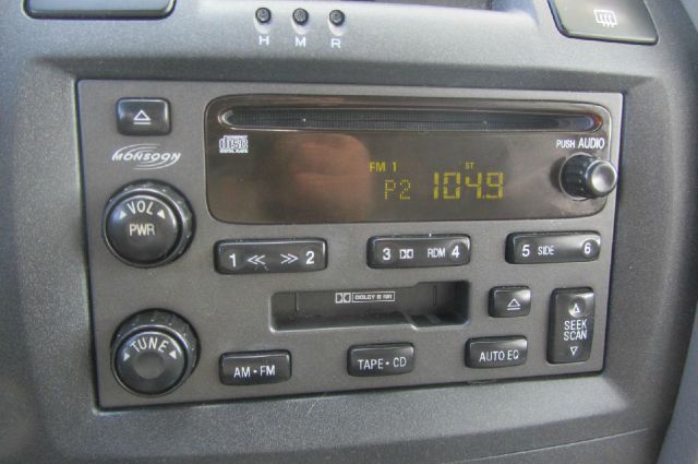 Hyundai Santa Fe 2005 photo 12