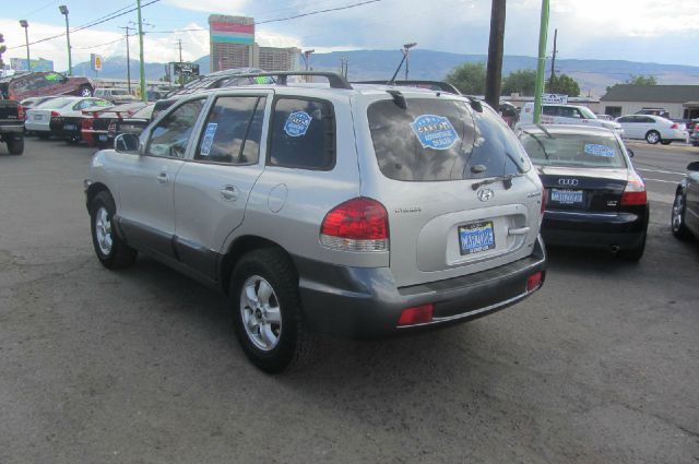 Hyundai Santa Fe 2005 photo 21