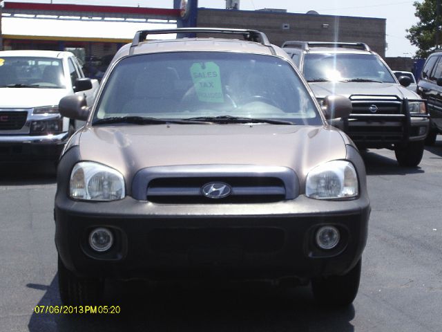 Hyundai Santa Fe Reg Cab 135 WB SUV