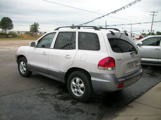 Hyundai Santa Fe 2005 photo 1
