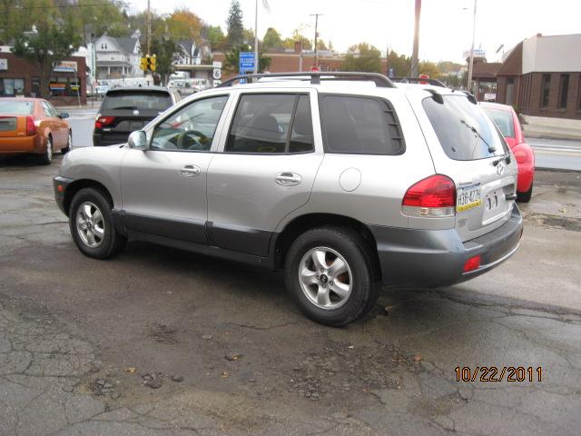 Hyundai Santa Fe 2005 photo 1