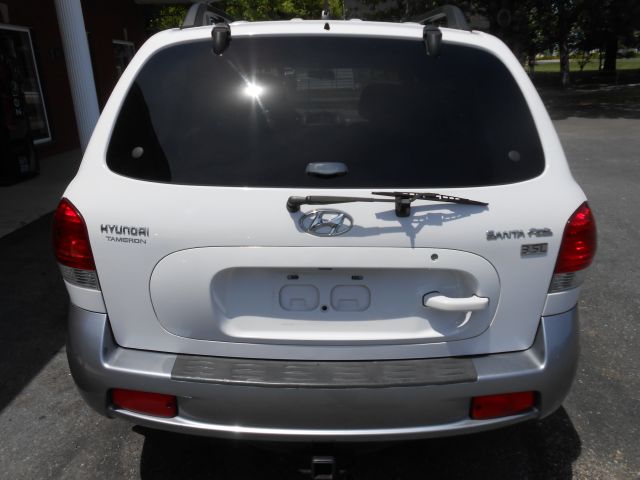 Hyundai Santa Fe 2005 photo 17