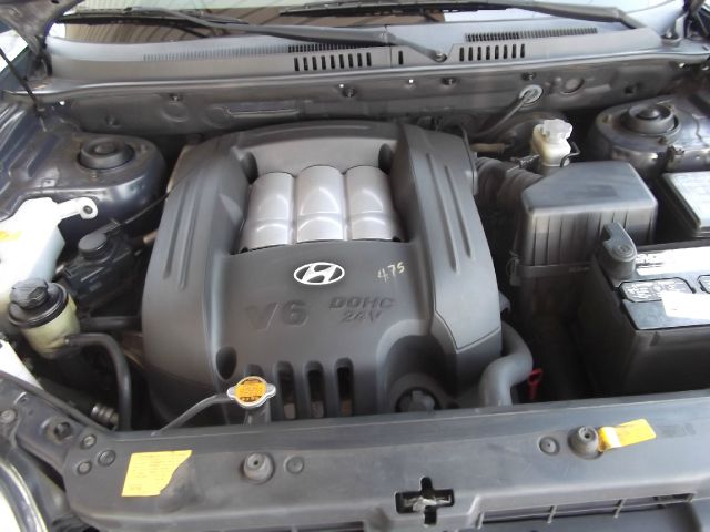 Hyundai Santa Fe 2005 photo 5