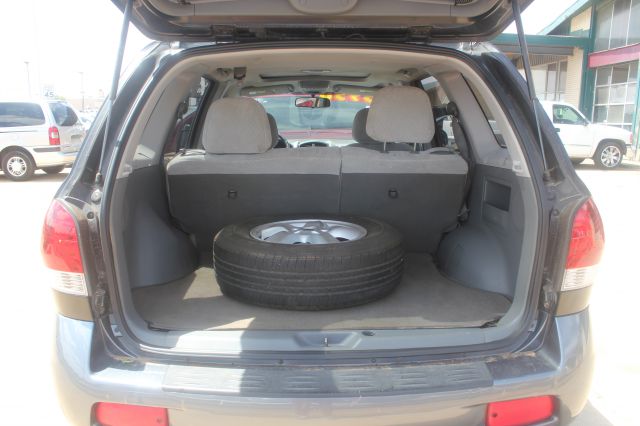 Hyundai Santa Fe 2005 photo 11