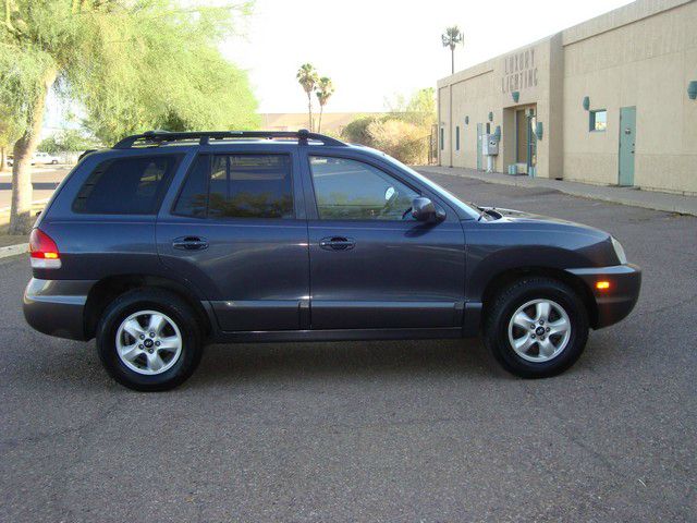 Hyundai Santa Fe 2005 photo 2