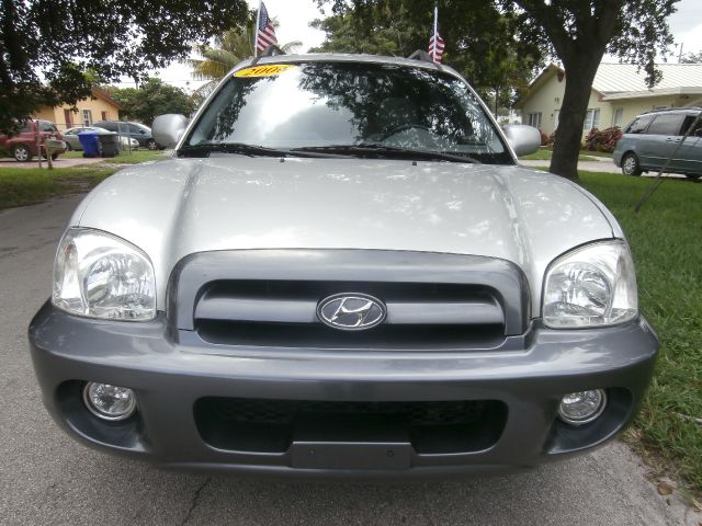 Hyundai Santa Fe 2006 photo 1