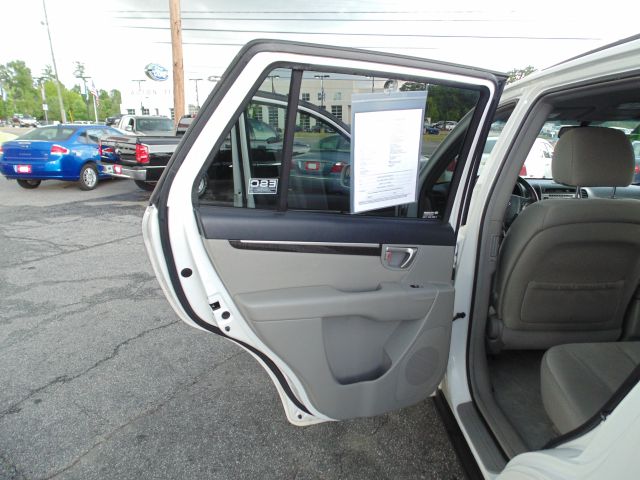 Hyundai Santa Fe 2007 photo 16