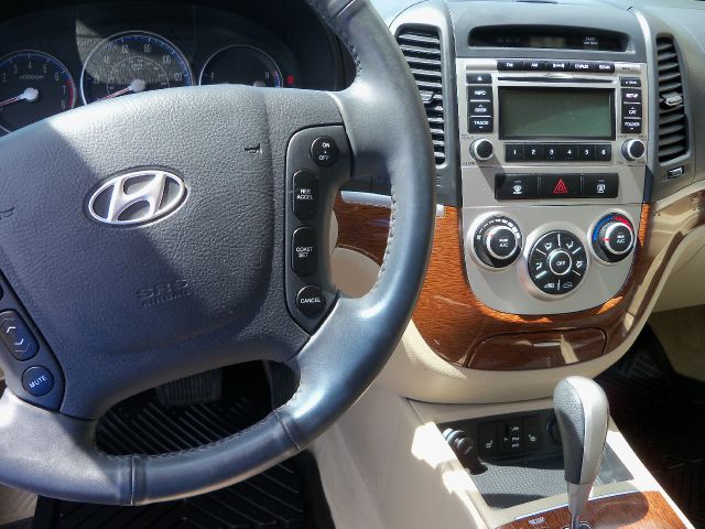 Hyundai Santa Fe 2009 photo 1