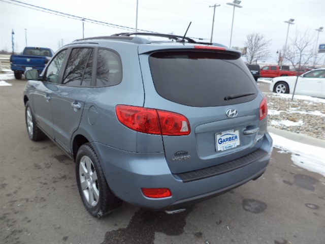 Hyundai Santa Fe 2009 photo 3