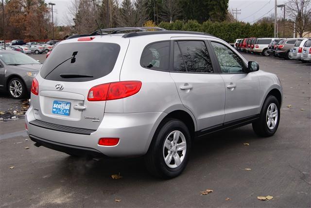 Hyundai Santa Fe FWD 4dr Sport Sport Utility