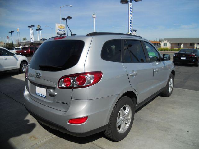 Hyundai Santa Fe 2010 photo 4