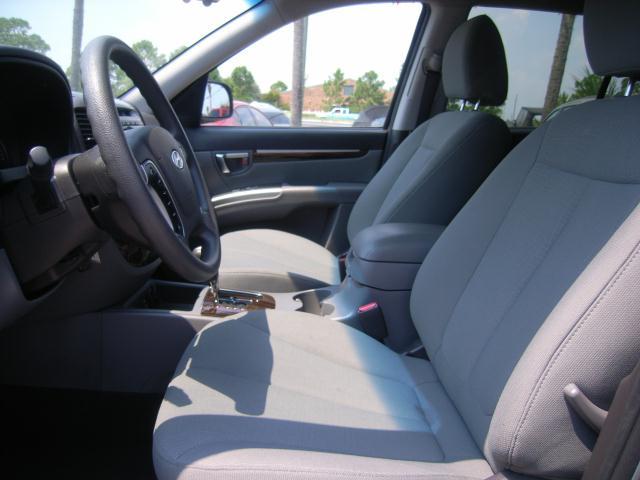 Hyundai Santa Fe 2010 photo 3