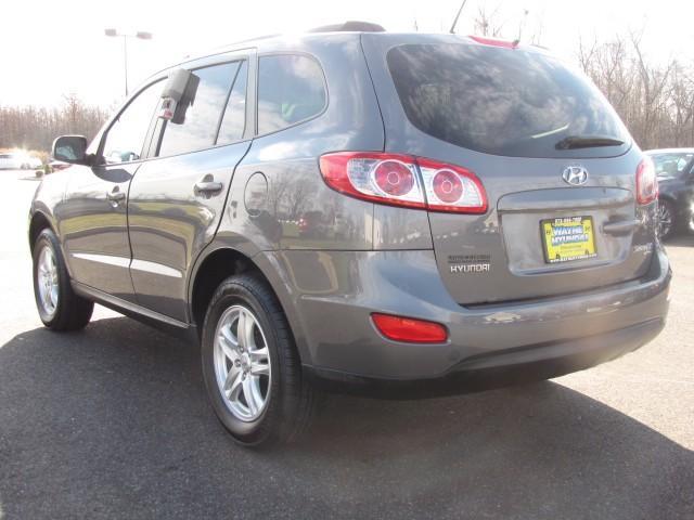 Hyundai Santa Fe FWD 4dr Sport Sport Utility