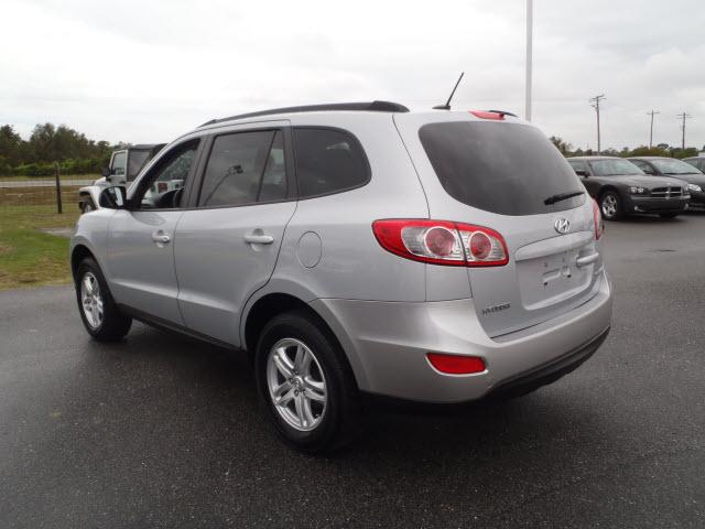 Hyundai Santa Fe 2010 photo 1