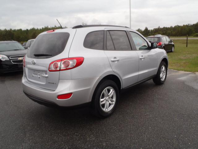 Hyundai Santa Fe 2010 photo 2