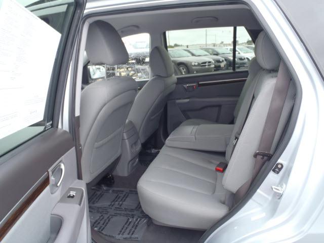 Hyundai Santa Fe 2010 photo 5