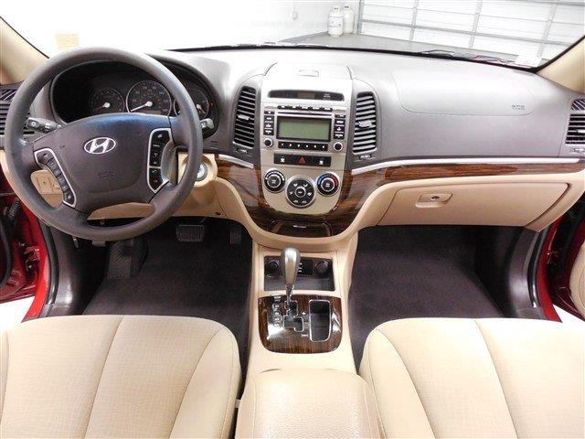 Hyundai Santa Fe 2011 photo 2