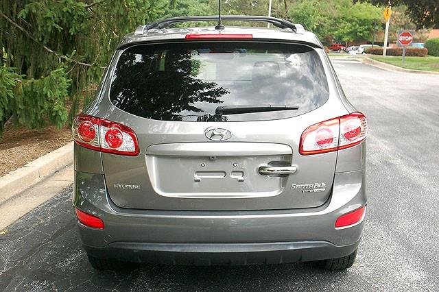 Hyundai Santa Fe 2011 photo 0