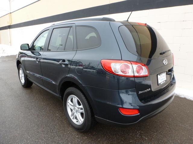 Hyundai Santa Fe 2012 photo 4