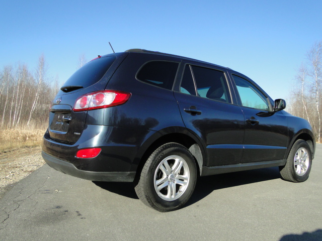 Hyundai Santa Fe 2012 photo 3