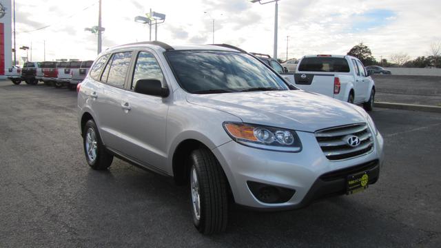 Hyundai Santa Fe 2012 photo 3